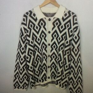Geometric Patterned Cardigan Sweater - Black and White